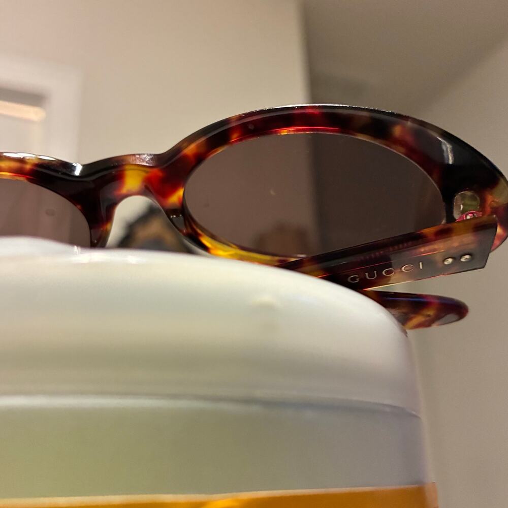 Vintage Gucci GG 2413/S 02Y Oval Tortoise Sunglasses Brown Made In Italy READ - Picture 16 of 16